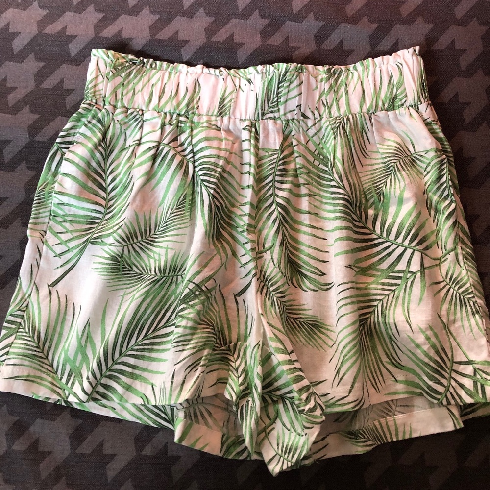 Sigrid Olsen Palm Linen Shorts